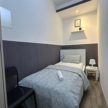 Traveller Partition Room In Al Barsha 1 Near Metro Dubai Ngoại thất bức ảnh