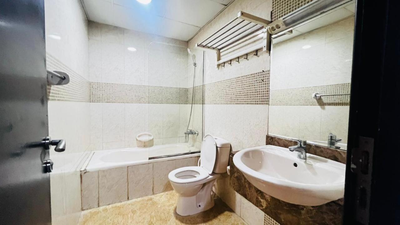 Traveller Partition Room In Al Barsha 1 Near Metro Dubai Ngoại thất bức ảnh