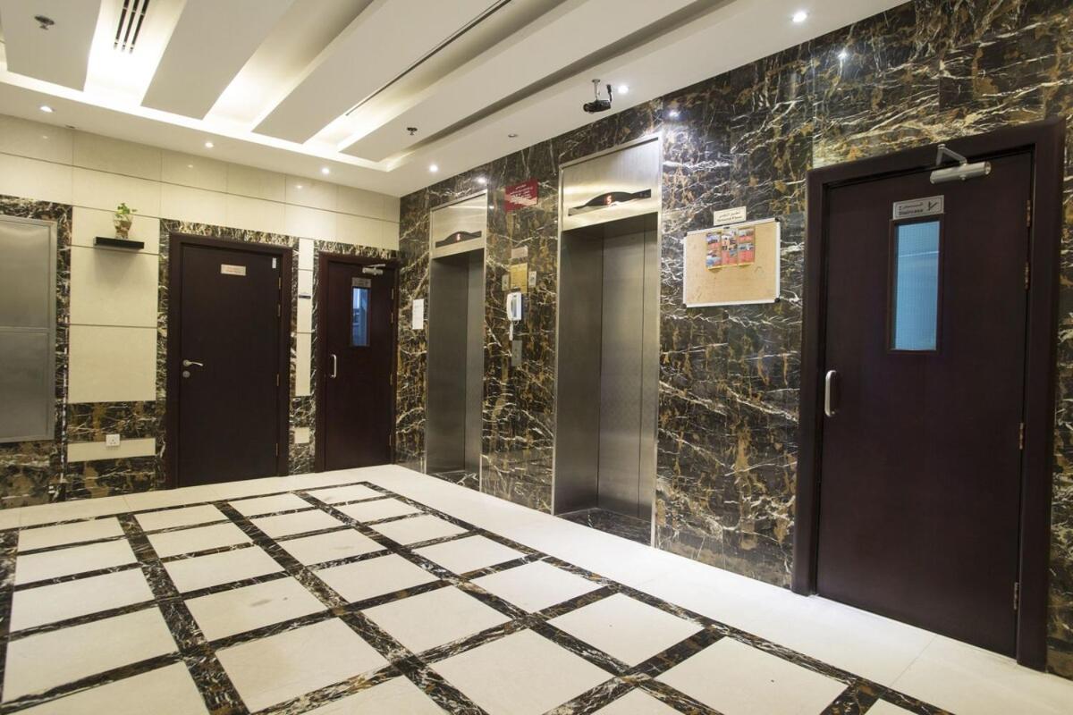 Traveller Partition Room In Al Barsha 1 Near Metro Dubai Ngoại thất bức ảnh