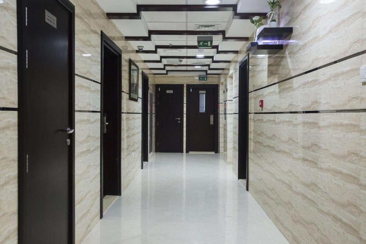 Traveller Partition Room In Al Barsha 1 Near Metro Dubai Ngoại thất bức ảnh
