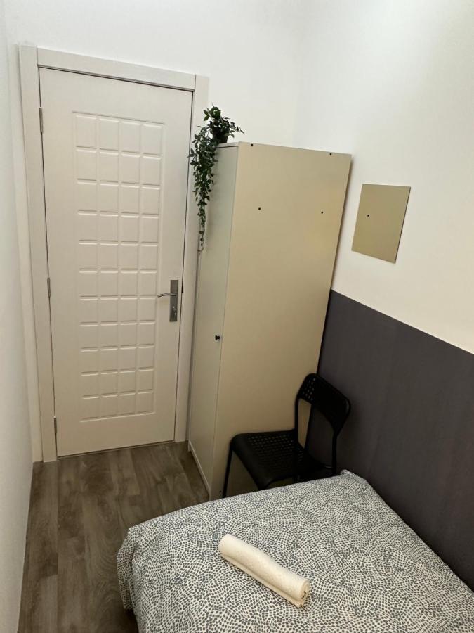 Traveller Partition Room In Al Barsha 1 Near Metro Dubai Ngoại thất bức ảnh