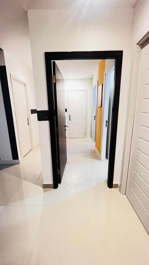 Traveller Partition Room In Al Barsha 1 Near Metro Dubai Ngoại thất bức ảnh